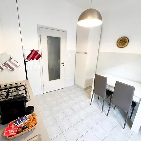 Casa Letizia All'arena - Parcheggio E Supermercato Appartamento *